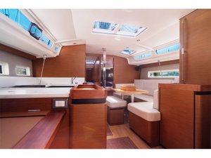 Sun Odyssey 440 „Indira“ – fotka 8