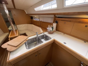 Sun Odyssey 36i „Agatha“ – fotka 17