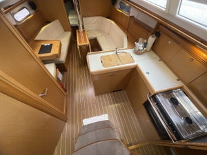Sun Odyssey 36i „Agatha“ – fotka 7