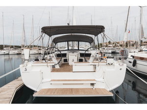 Oceanis 51.1 „Panthata“ – fotka 1