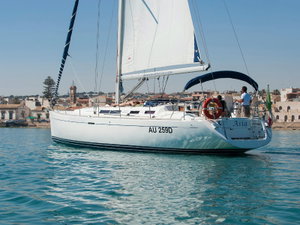 Dufour 455 „Asia“ – fotka 1