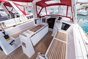 Oceanis 35.1 „BELA“ – fotka 13