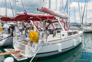 Oceanis 35.1 „BELA“ – fotka 7