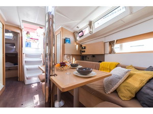 Oceanis 38 „RUSALKA“ – fotka 2