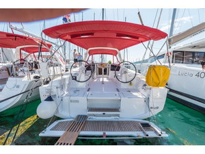 Oceanis 38 „RUSALKA“ – fotka 1