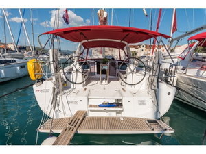 Oceanis 41.1 „SPARKLING“ – fotka 1