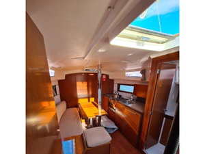 Oceanis 35.1 „LAMPUGA“ – fotka 15