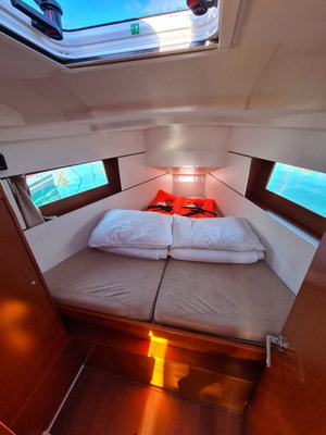 Oceanis 35.1 „LAMPUGA“ – fotka 6