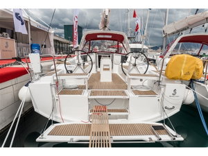 Oceanis 38.1 „MAJANO“ – fotka 1