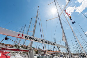 Oceanis 45 „MOBULA ONE“ – fotka 13