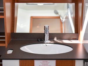 Bavaria Cruiser 41 „NIXIE“ – fotka 11
