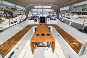 Oceanis 40.1 „EYLIN“ – fotka 13