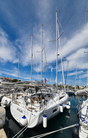 Oceanis 40.1 „EYLIN“ – fotka 6