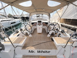 Oceanis 46.1 „MR. WHITE“ – fotka 3