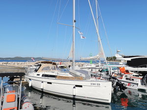 Bavaria Cruiser 37 „Lupe“ – fotka 3