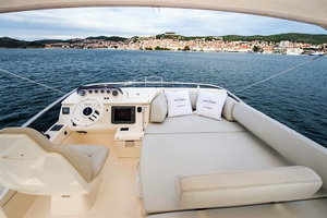 Azimut 47 „Skyfall MY“ – fotka 17