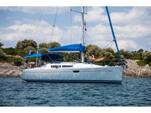Sun Odyssey 36i „Lauren“ – fotka 1