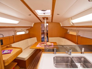 Sun Odyssey 36i „Izella“ – fotka 5