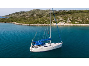 Sun Odyssey 36i „Izella“ – fotka 1