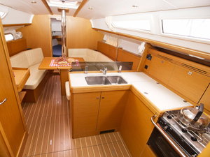Sun Odyssey 36i „Izella“ – fotka 3