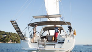 Oceanis 48 „INVICTUS“ – fotka 6