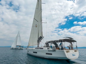 Dufour 530 „Medea - Water maker, Solar Panel“ – fotka 15