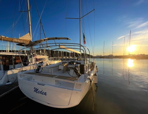 Dufour 530 „Medea - Water maker, Solar Panel“ – fotka 3