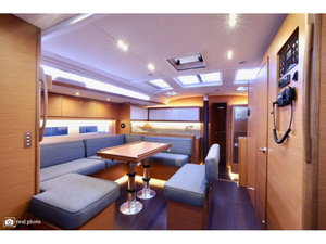 Dufour 530 „Thea - A/C, Generator, Water maker, Solar Panel“ – fotka 8