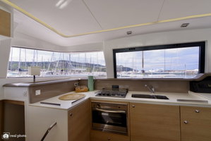 Bali 4.1 „WEEsail - Water maker, Solar Panel“ – fotka 5