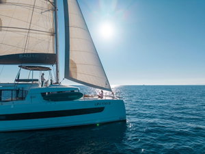 Bali 4.6 „Monia - A/C, Generator, Water maker“ – fotka 20