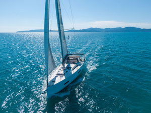 Dufour 530 „Cassiopea - A/C, Generator, Water maker, Solar Panel“ – fotka 22