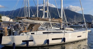 Dufour 530 „Cassiopea - A/C, Generator, Water maker, Solar Panel“ – fotka 17