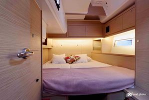 Dufour 530 „Cassiopea - A/C, Generator, Water maker, Solar Panel“ – fotka 9