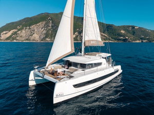 Bali 4.2 „Ferdi - A/C, Generator, Water maker“ – fotka 1
