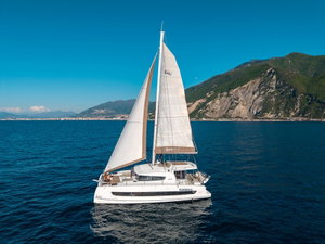 Bali 4.2 „Ferdi - A/C, Generator, Water maker“ – fotka 27