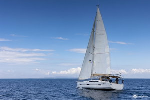 Dufour 460 GL „Asia - Solar Panel“ – fotka 9