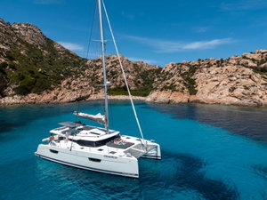 Saona 47 „ORSA 3 - A/C, Generator, Water maker“ – fotka 19