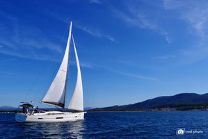 Dufour 520 GL „Stella - Water maker, Solar Panel“ – fotka 4