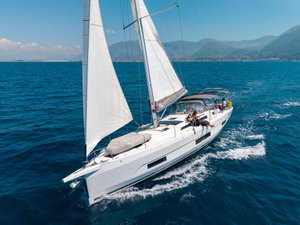 Dufour 470 „Fortuna - Water maker, Solar Panel“ – fotka 1