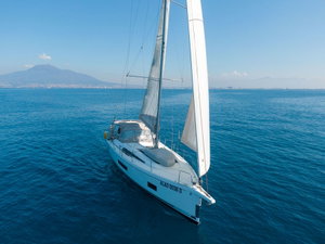 Oceanis 46.1 „Ludi - Water maker, Solar Panel“ – fotka 17