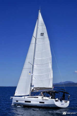 Dufour 470 „Lucia - Water maker, Solar Panel“ – fotka 12