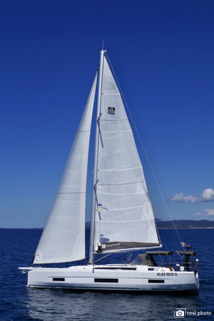 Dufour 470 „Lucia - Water maker, Solar Panel“ – fotka 10