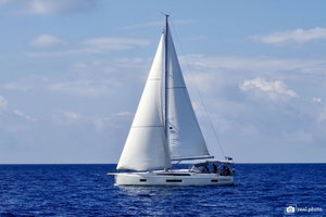 Oceanis 51.1 „Jack - Water maker, Solar Panel“ – fotka 10