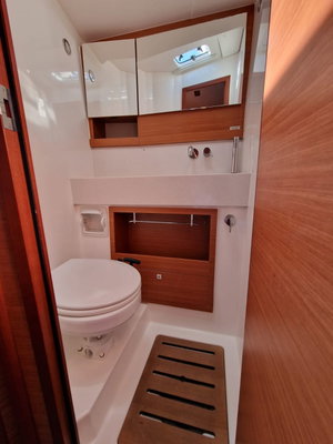 Dufour 530 „Albus“ – fotka 8
