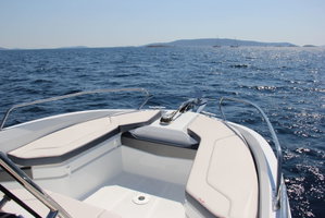 Beneteau Flyer 6 „Space Deck“ – fotka 9