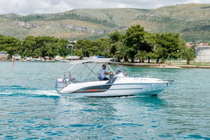 Beneteau Flyer 6 „Space Deck“ – fotka 21