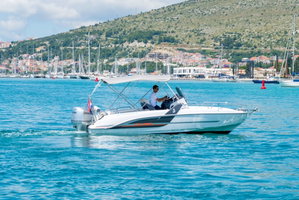 Beneteau Flyer 6 „Space Deck“ – fotka 3