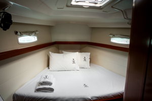 Oceanis 43