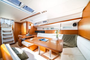 Sun Odyssey 519 „JUICY LUCY“ – fotka 12