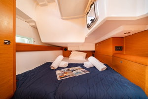 Sun Odyssey 519 „JUICY LUCY“ – fotka 10